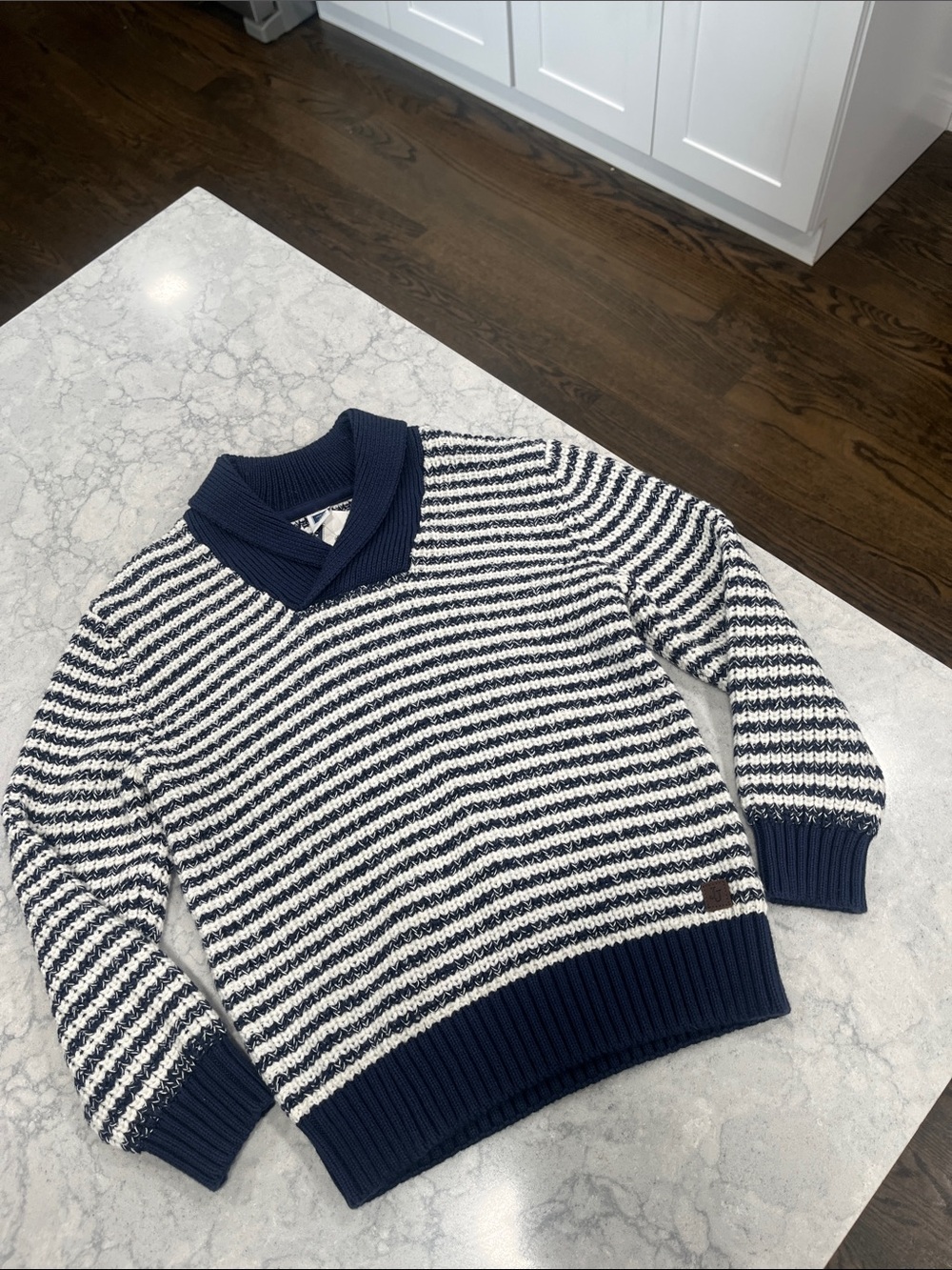 Gorgeous Janie and Jack boys sweater, size 4, navy blue NEW